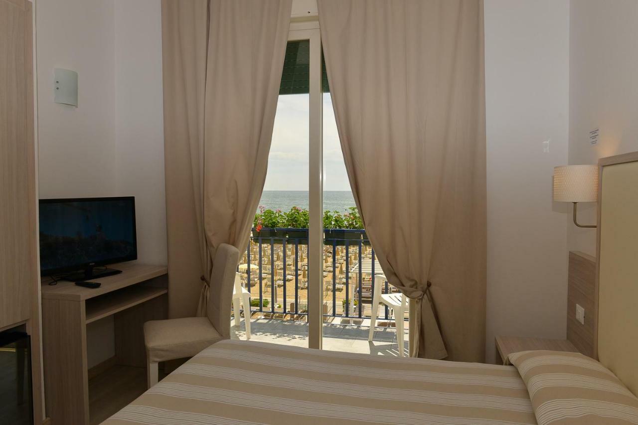 Hotel Conchiglia Лидо ди Йезоло Екстериор снимка